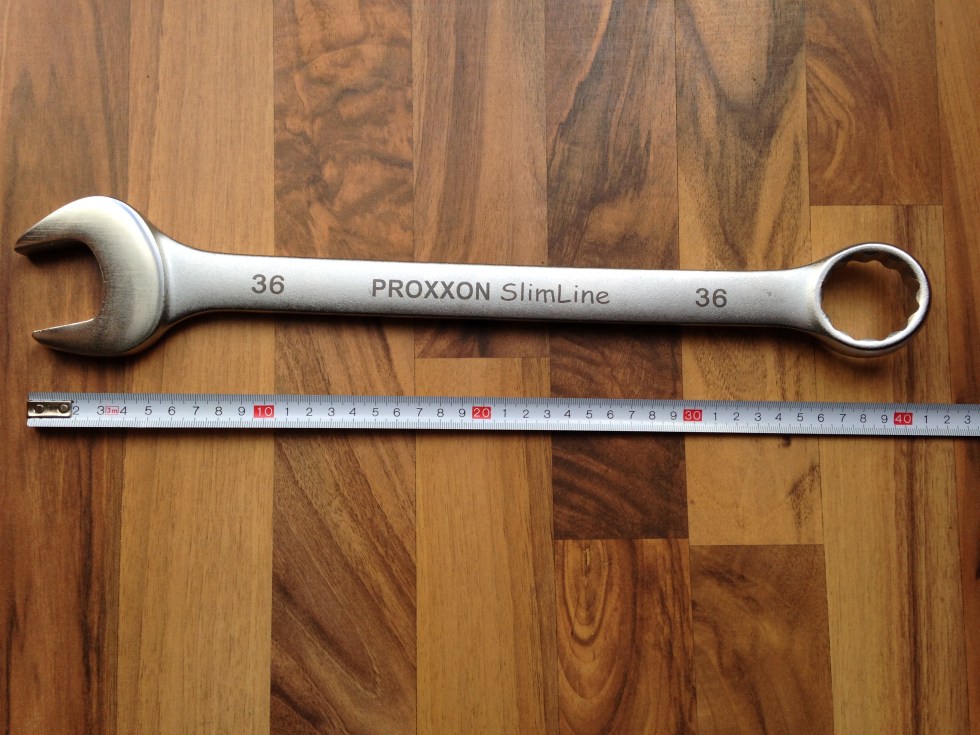 36er Ring- Maulschlüssel für die Mutter am Lüfterriemen des Zwölfers