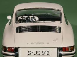 Porsche mit "painted dashboard"